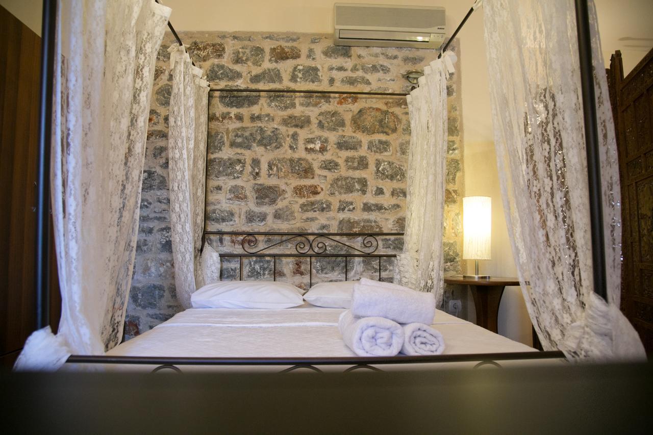 Sophia Limeni View Hotel Areopoli Bagian luar foto