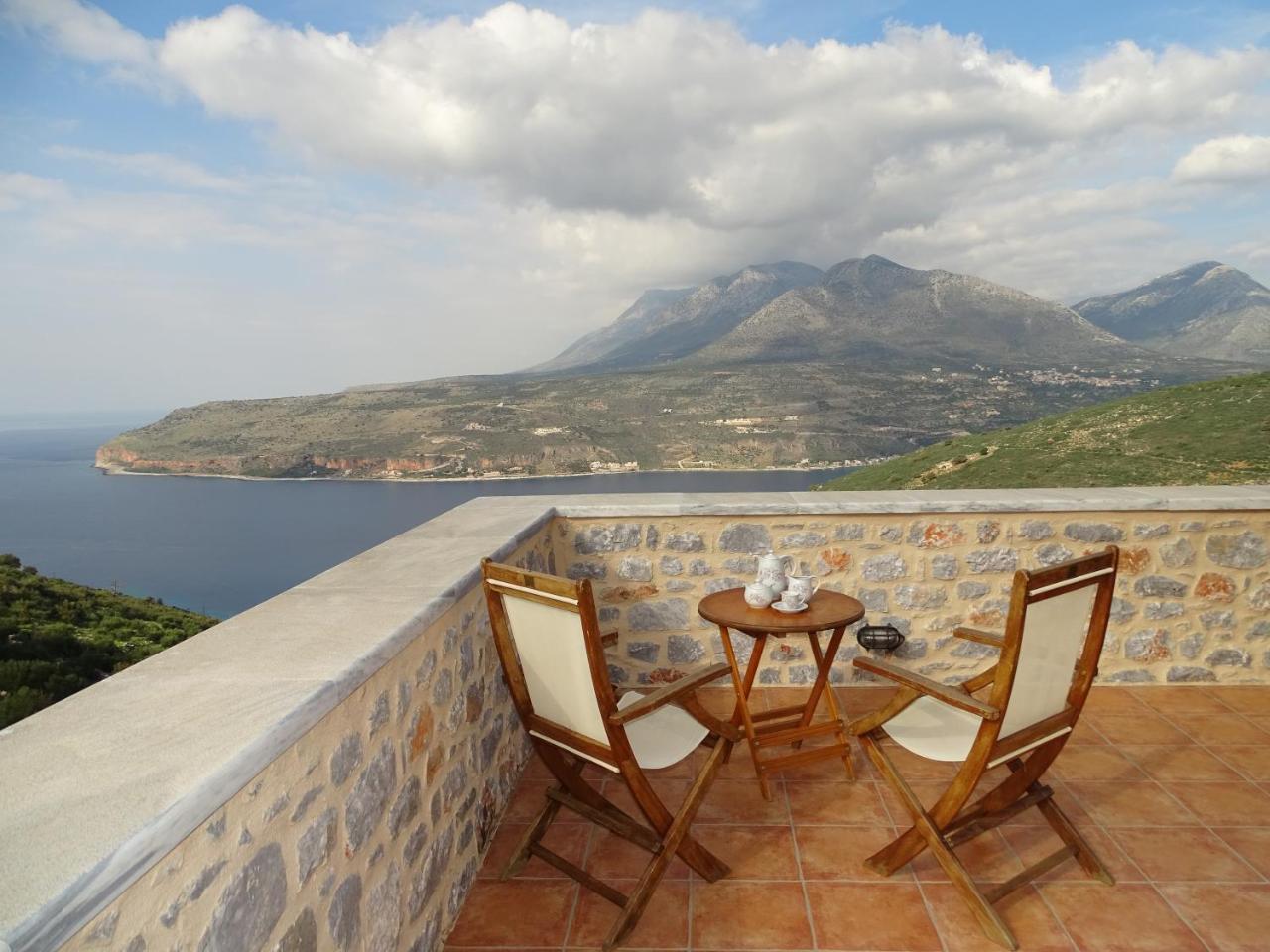 Sophia Limeni View Hotel Areopoli Bagian luar foto