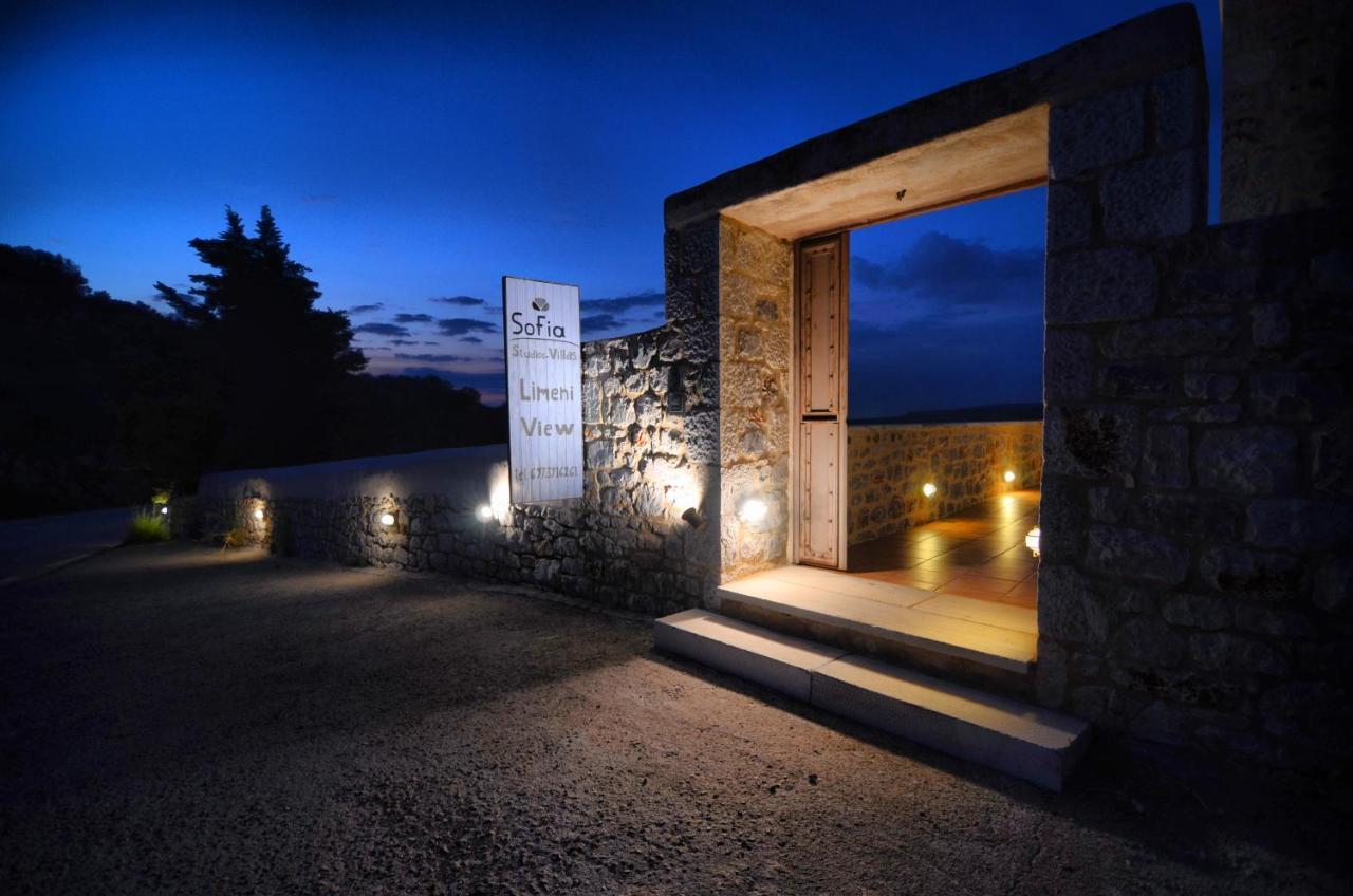 Sophia Limeni View Hotel Areopoli Bagian luar foto