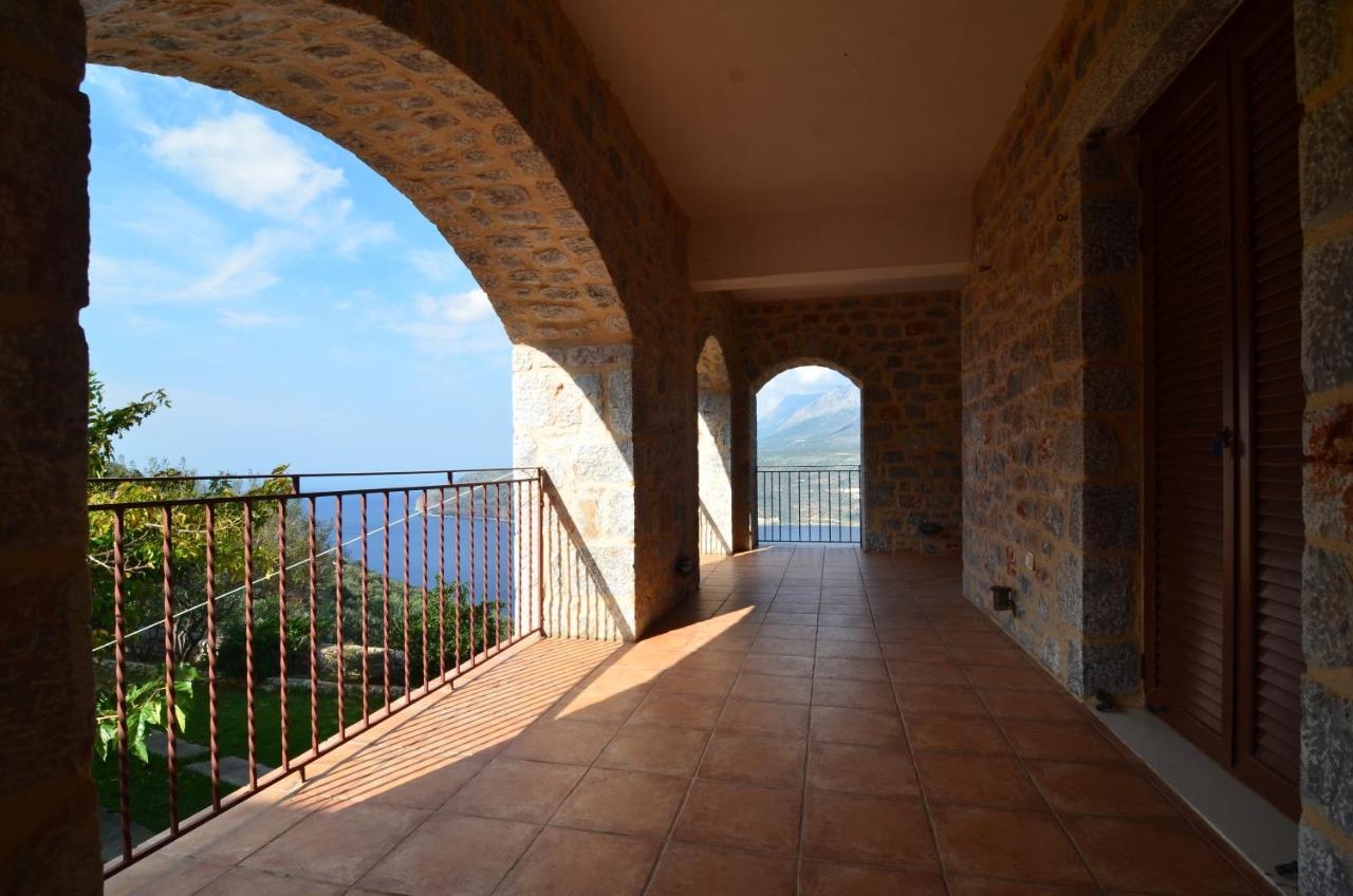Sophia Limeni View Hotel Areopoli Bagian luar foto