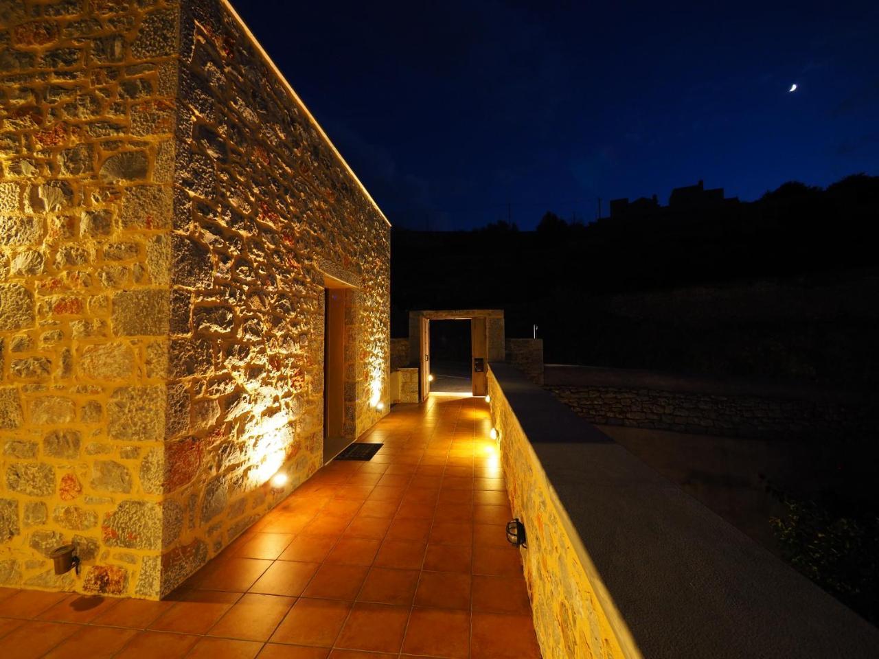 Sophia Limeni View Hotel Areopoli Bagian luar foto
