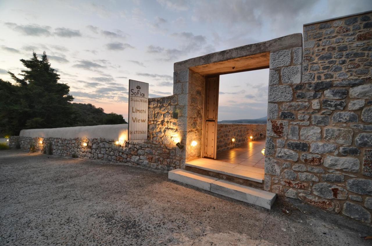 Sophia Limeni View Hotel Areopoli Bagian luar foto
