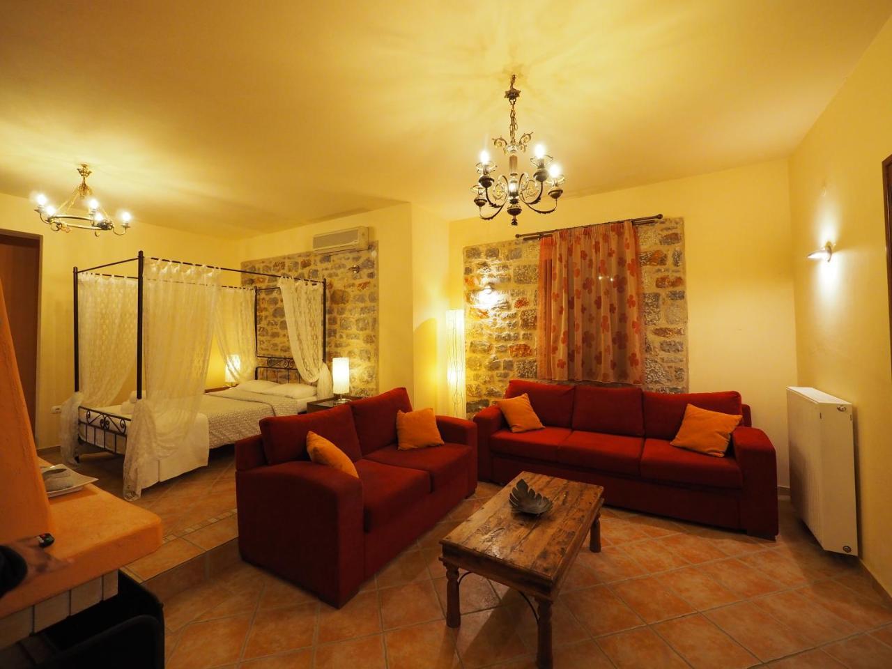 Sophia Limeni View Hotel Areopoli Bagian luar foto