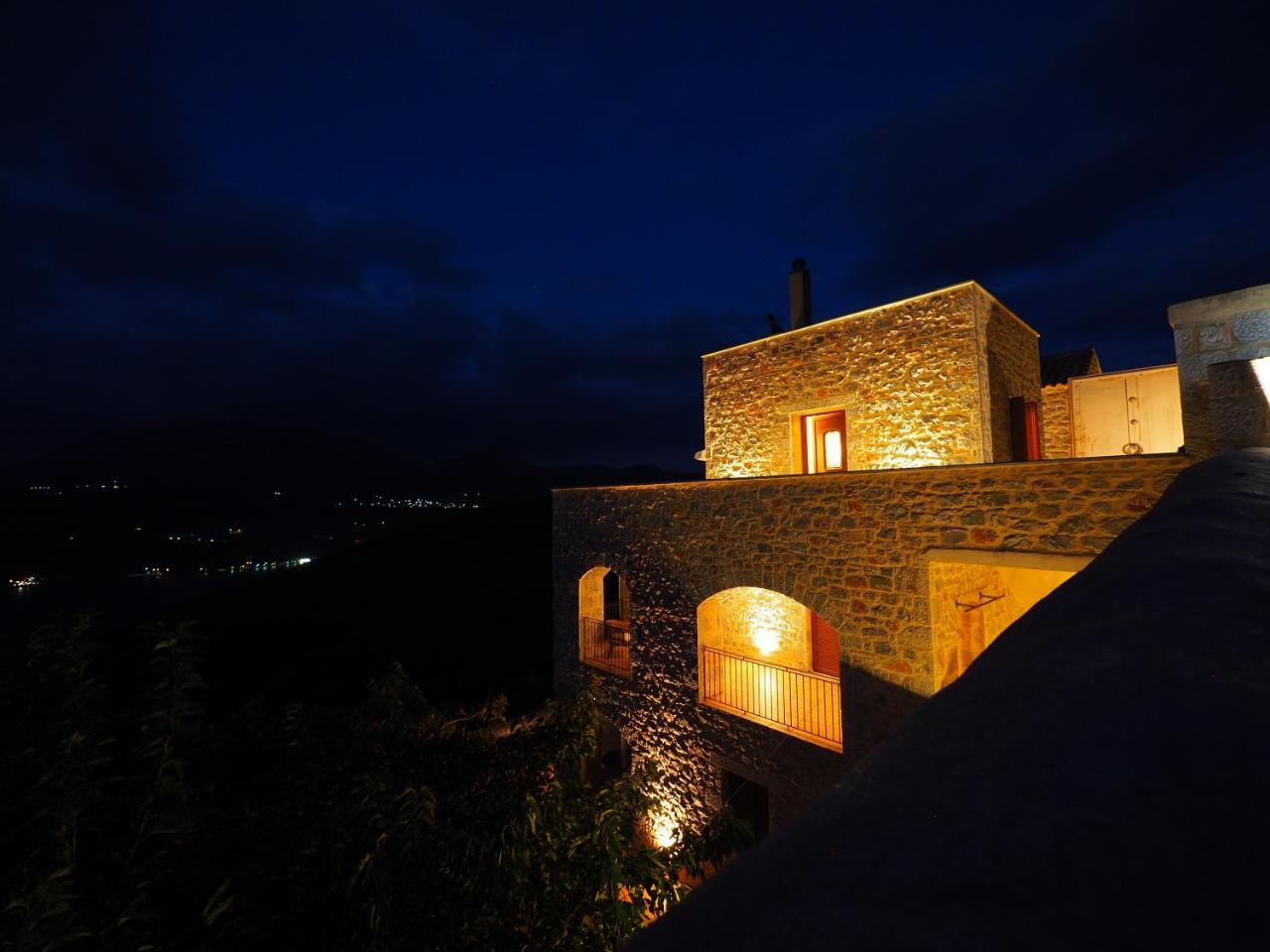 Sophia Limeni View Hotel Areopoli Bagian luar foto